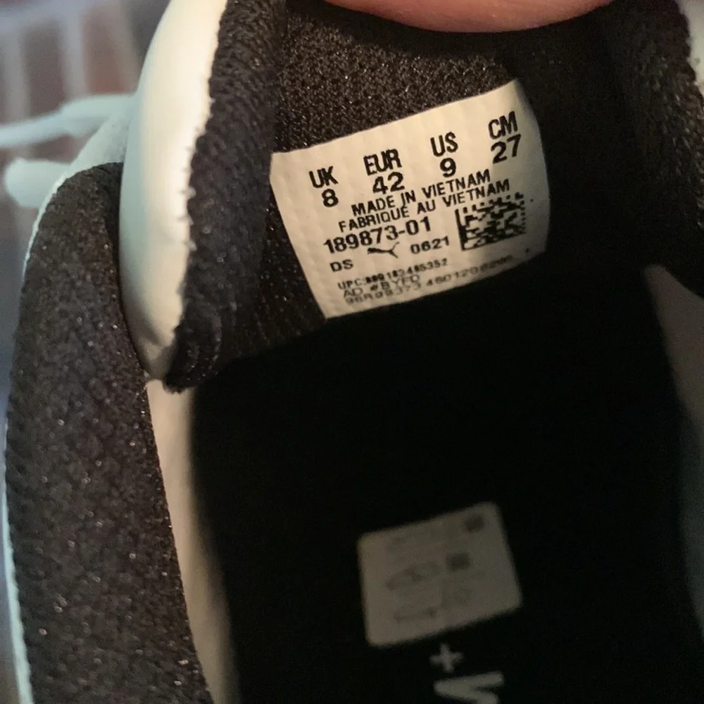 Puma Women’s Tazon 6 White/Silver Sneakers sz 10.5 NWOB - Picture 5 of 5